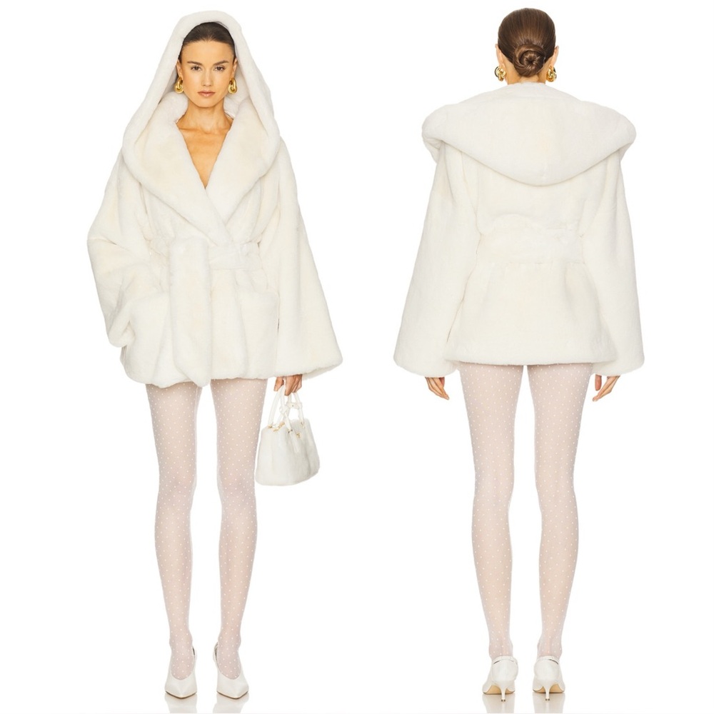 NEW HELSA The Hooded Faux Fur Coat in White